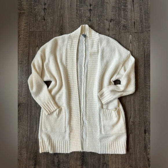 Aerie Cream Wool Blend Oversized Cardigan - Picture 1 of 3